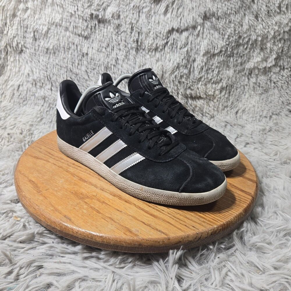 Retro Adidas Gazelle Black Suede Sneakers Womens Size 10 Mens 8.5 Lace Up Shoes